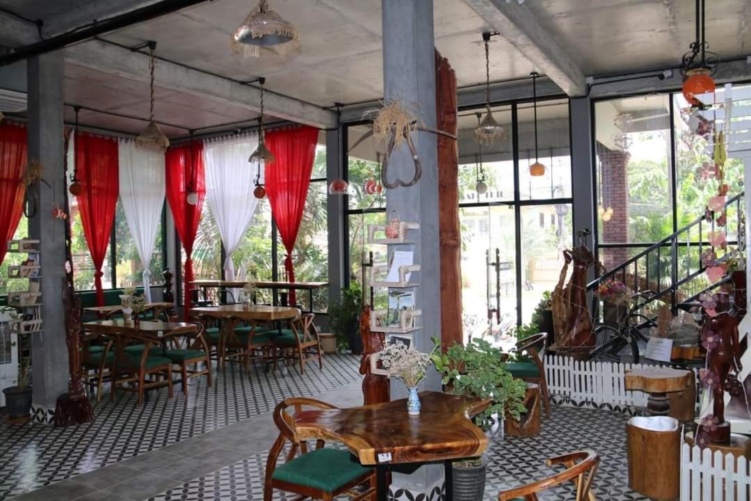 Ravorn Villa Boutique Battambang Exterior photo