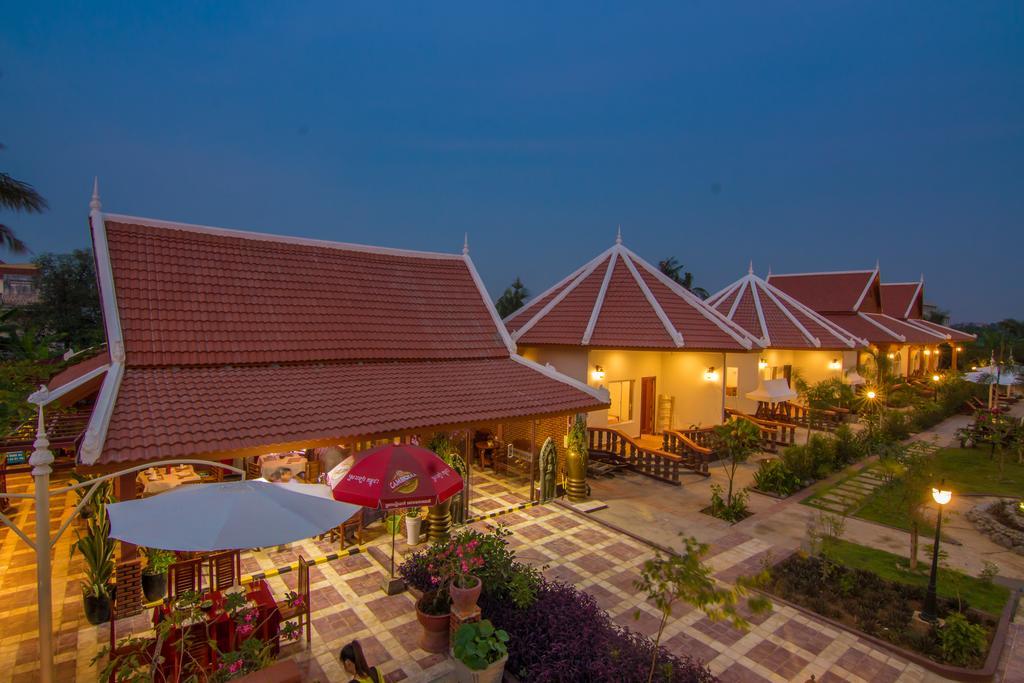 Ravorn Villa Boutique Battambang Exterior photo